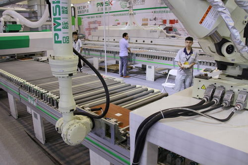 板式家具六面钻 智能工业4.0 提高效率,才是行业发展的王道